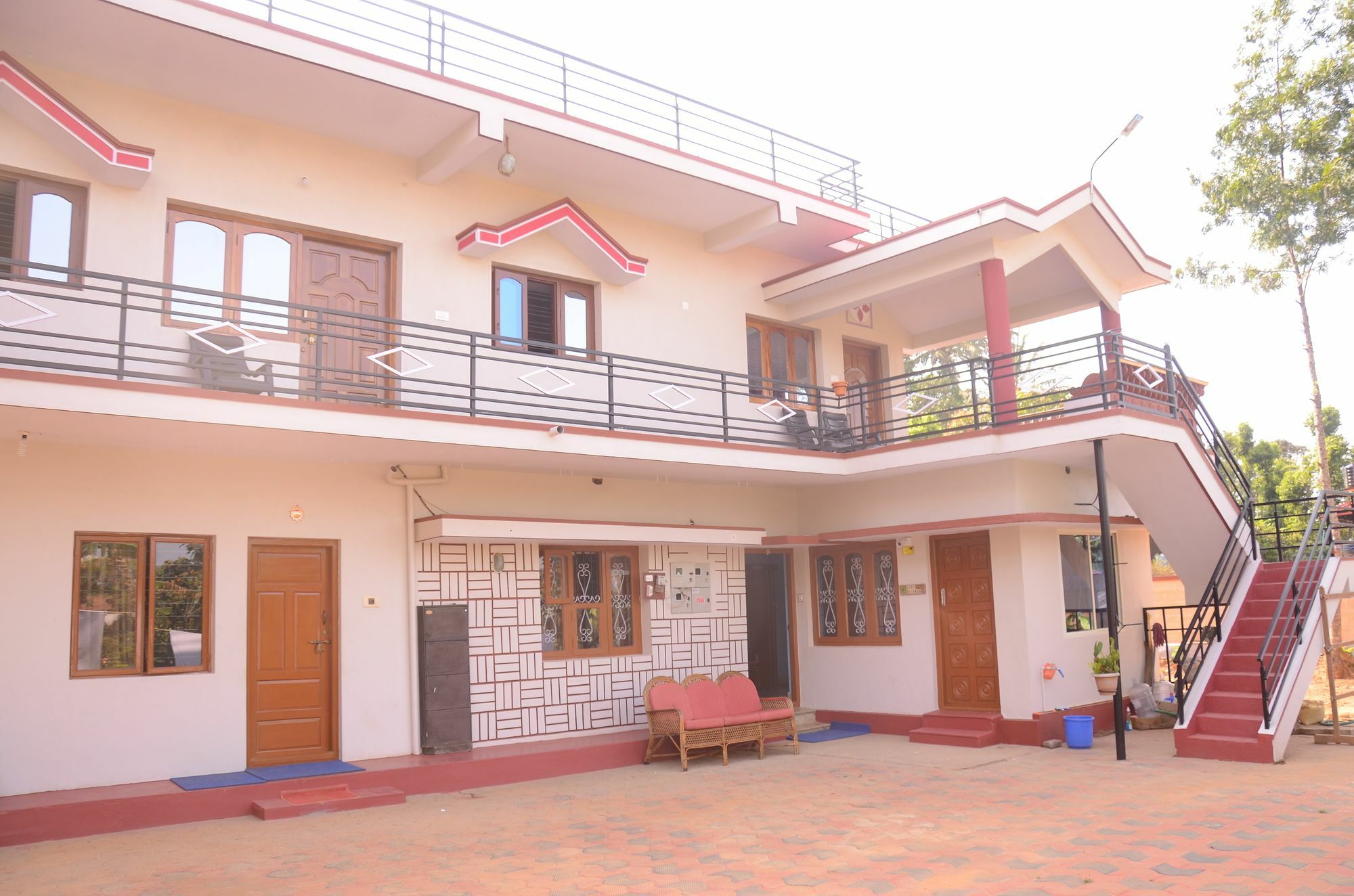 Coorg Girinivas Deluxe Homestay-Wi-Fi Madikeri Eksteriør billede